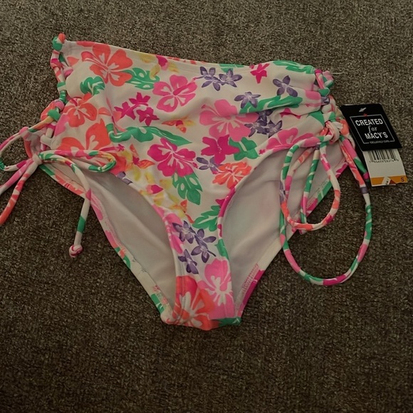 ๐5/$25๐ California Waves Small NWT bikini bottoms - Picture 2 of 5